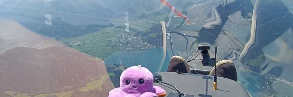 Flugwegposition um 11:49:46: Aufgenommen in der Nähe von Gemeinde Zell am See, 5700 Zell am See, Österreich in 2373 Meter